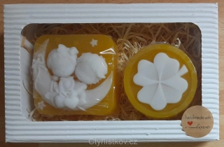 Voňavý čtyřlístek + děti na Měsíci v krabičce